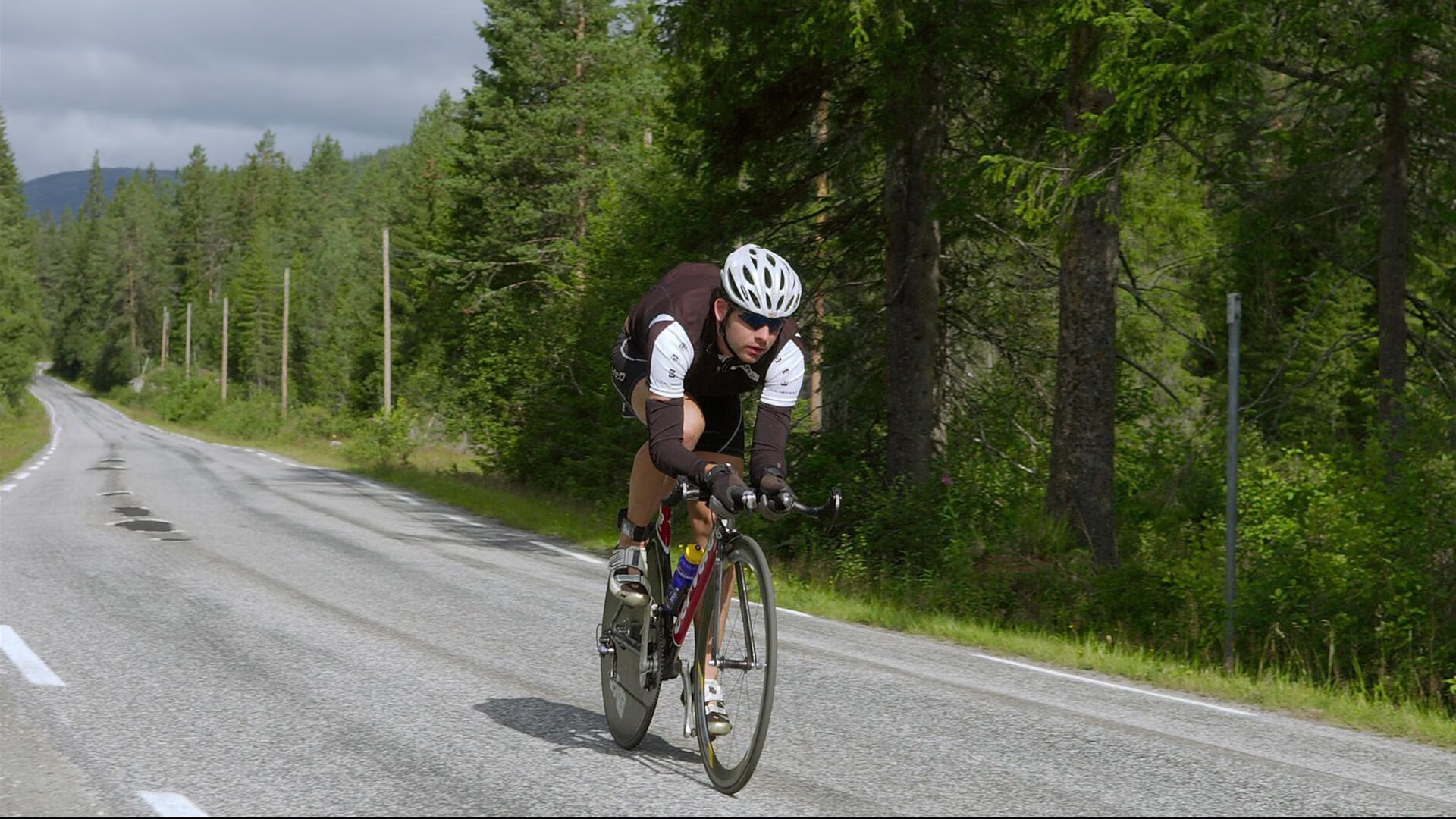艾菲斯欧冠季后赛止步四强，力争新赛季突破，欧篮艾菲斯